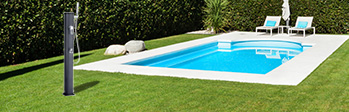 piscine et jardin